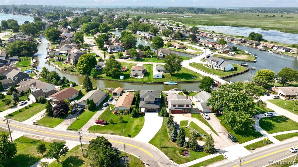 39611 Lakeshore Drive, Harrison Township, MI — Photo 50