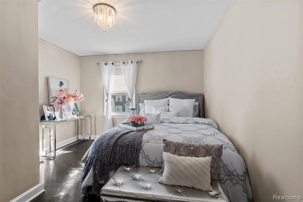 150 W Hildale, Detroit, MI 48203 — Photo 15