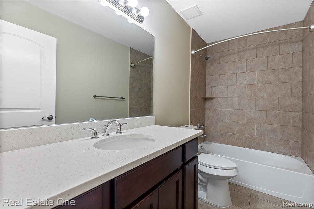 68 Biltmore Drive, Troy, MI 48084 — Photo 30