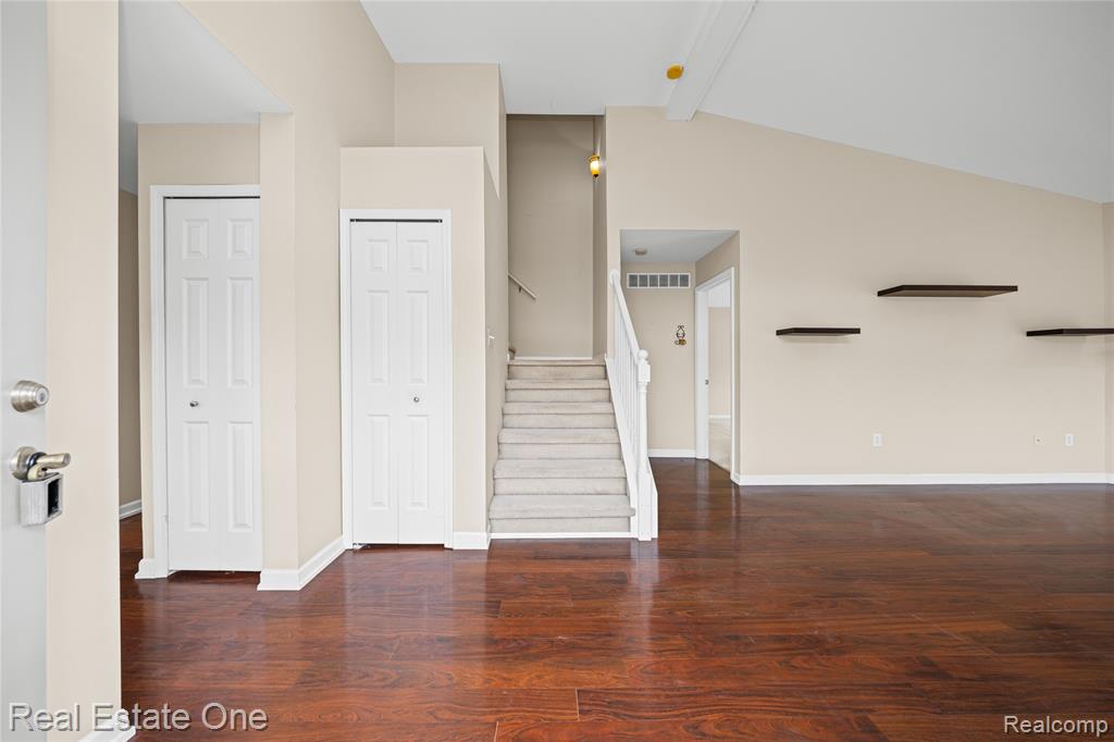 2283 Crystal Crossing Drive, Howell, MI 48843 — Photo 5