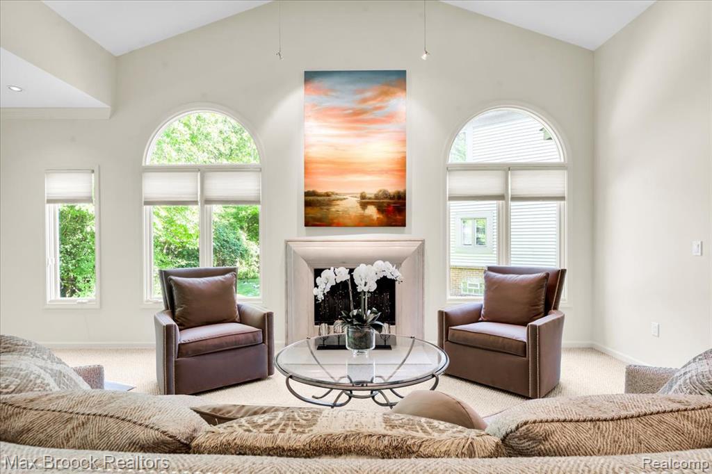 7330 Crackling Creek Circle, 4, West Bloomfield, MI — Photo 10