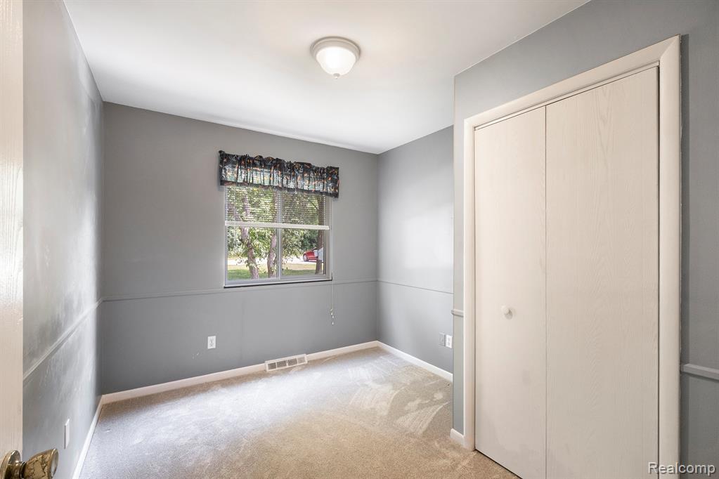 1490 Gage Road, Holly, MI 48442 — Photo 10