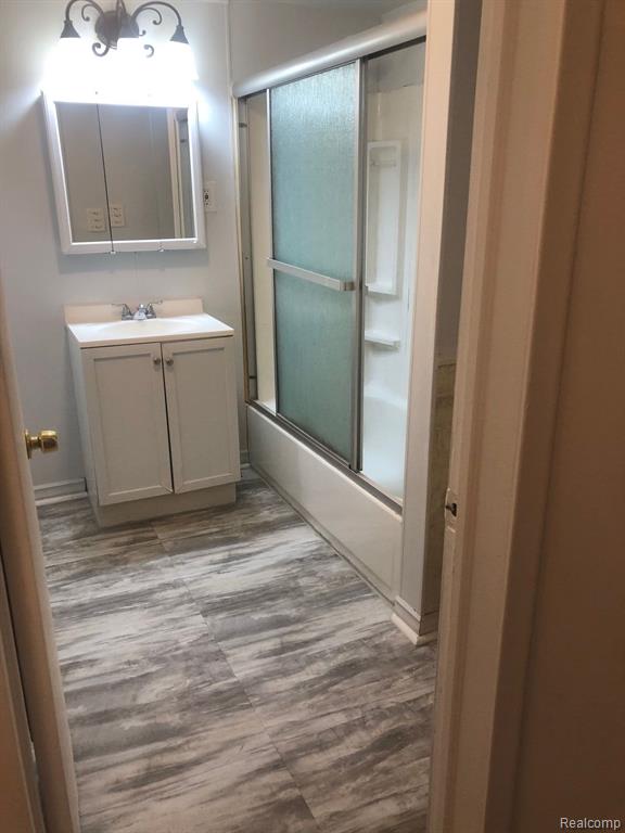 5027 WOODWARD Street, Wayne, MI 48184 — Photo 8