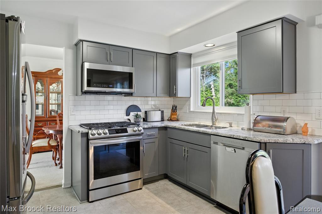 44322 Vassar Street, Canton, MI 48188 — Photo 13