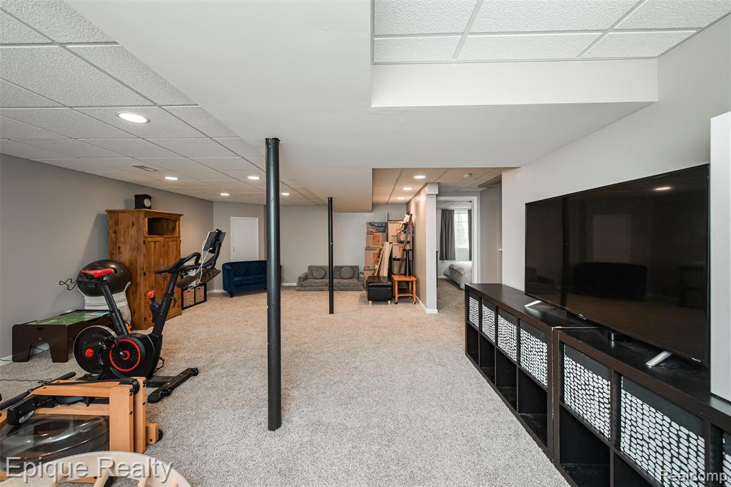 49635 Courtyard Lane, Canton, MI 48188 — Photo 35