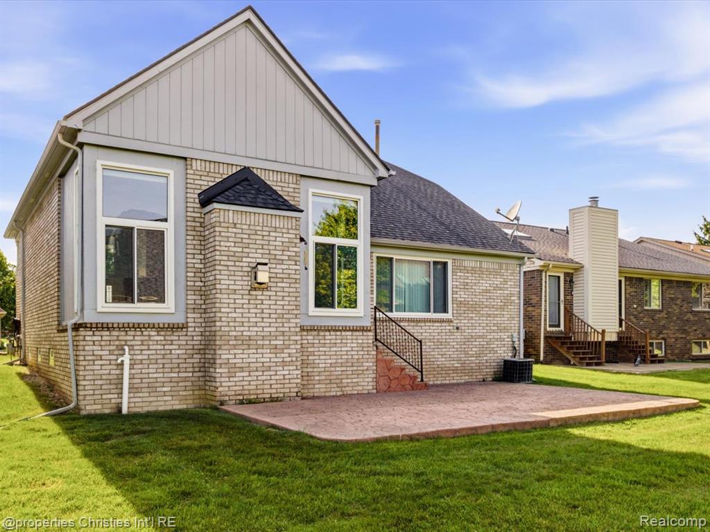 57196 Copper Creek Drive W, Washington, MI — Photo 27