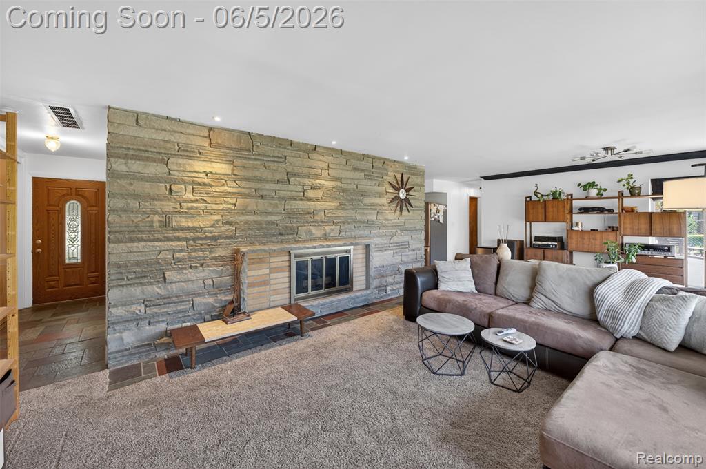 7174 Meadowvue Drive, Grand Blanc, MI 48439 — Photo 22