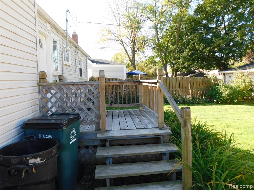 408 S CHOCOLAY Avenue, Clawson, MI — Photo 3
