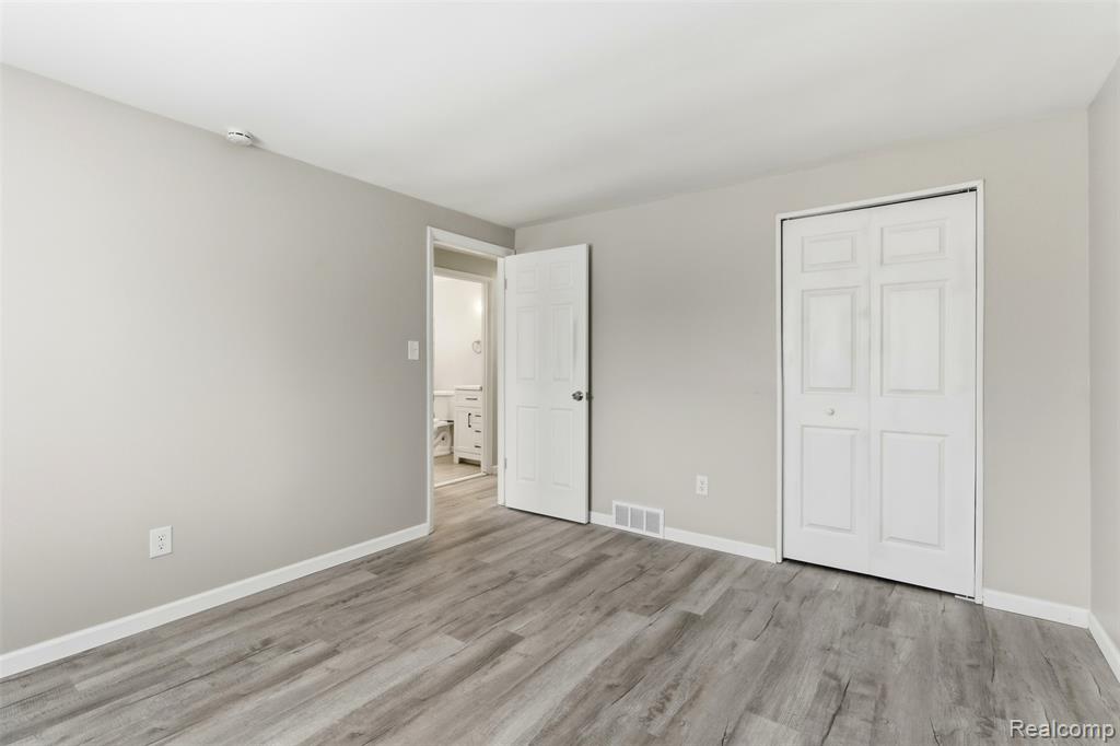 235 N Broadway Street, Mount Clemens, MI 48043 — Photo 16