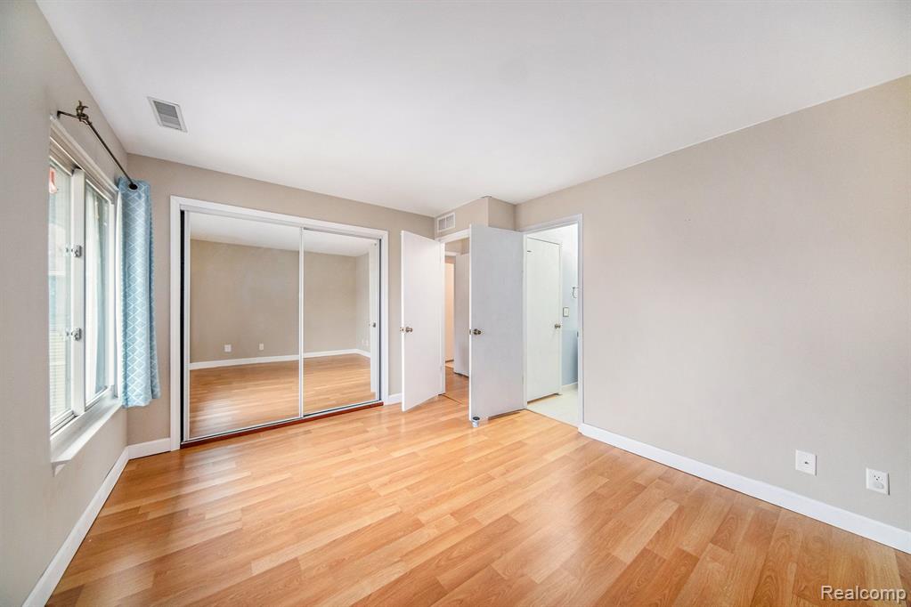 350 Briarcrest Drive, 165, Ann Arbor, MI 48104 — Photo 16