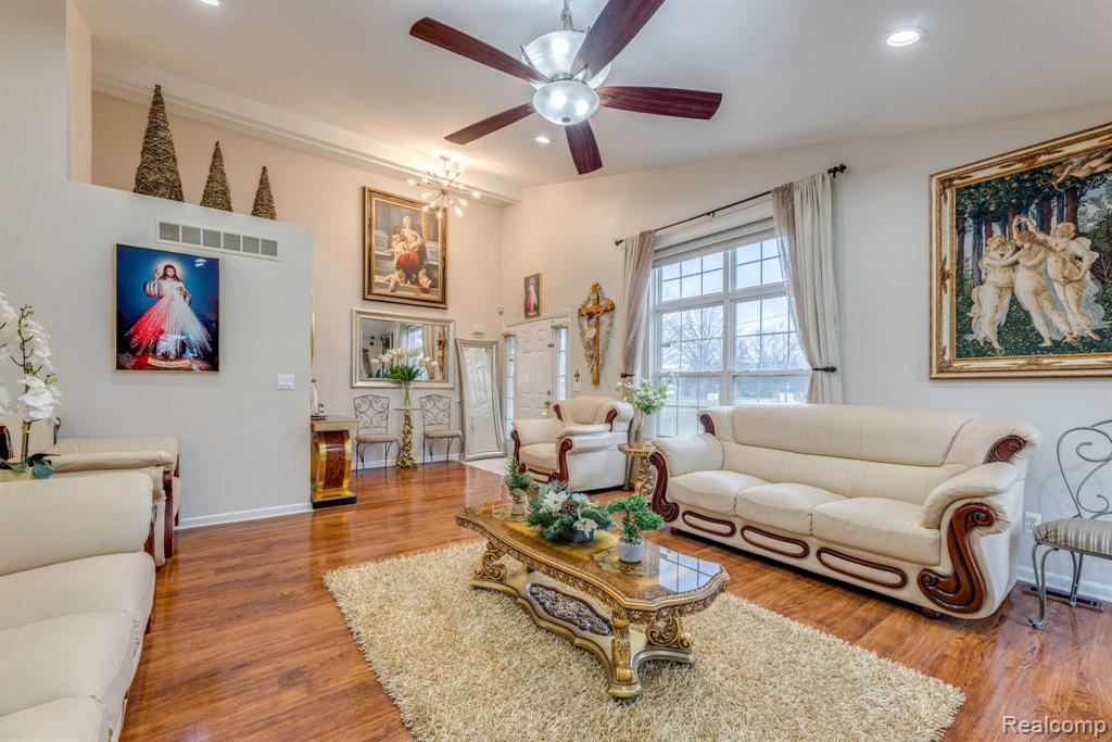 4021 RICHFIELD Drive, Sterling Heights, MI 48314 — Photo 9