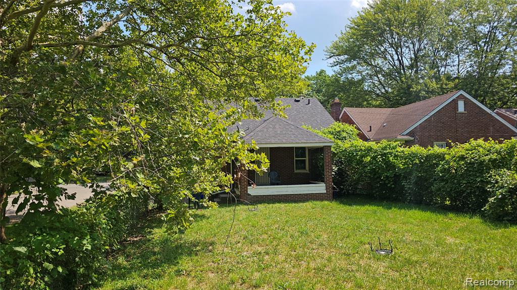 6015 Hereford Street, Detroit, MI 48224 — Photo 7
