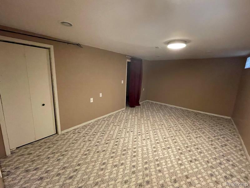 8487 PEPPER RIDGE Drive, Grand Blanc, MI 48439 — Photo 15