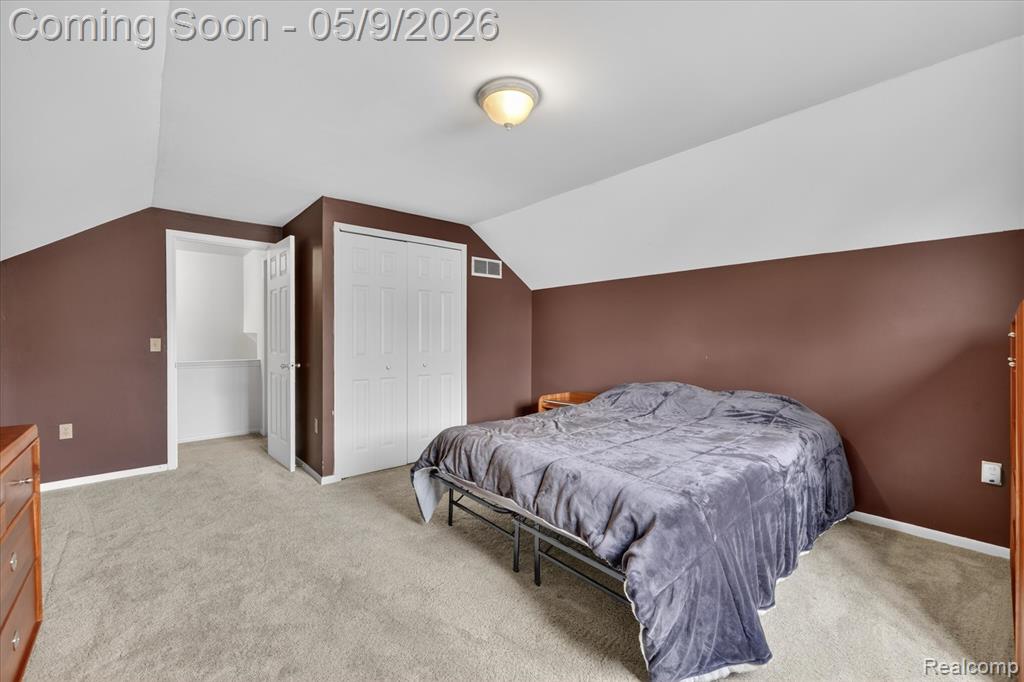 16621 Gatehouse Drive, Woodhaven, MI 48183 — Photo 32