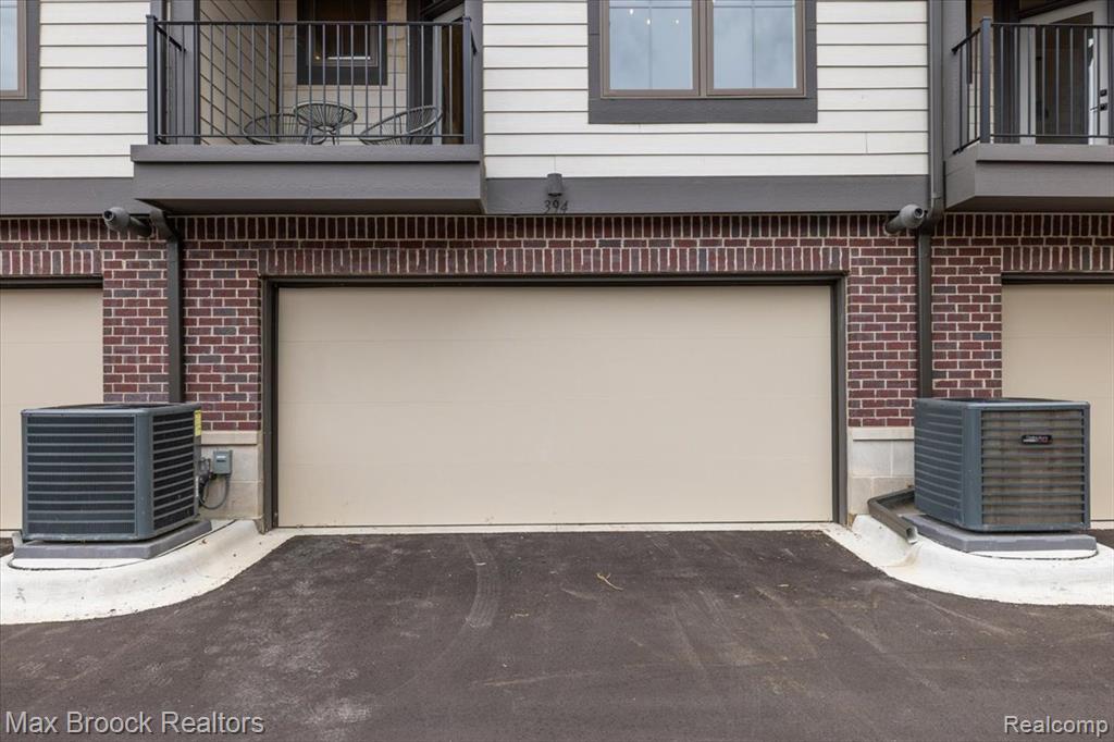 386 Notre Dame Street, Grosse Pointe, MI 48230 — Photo 33