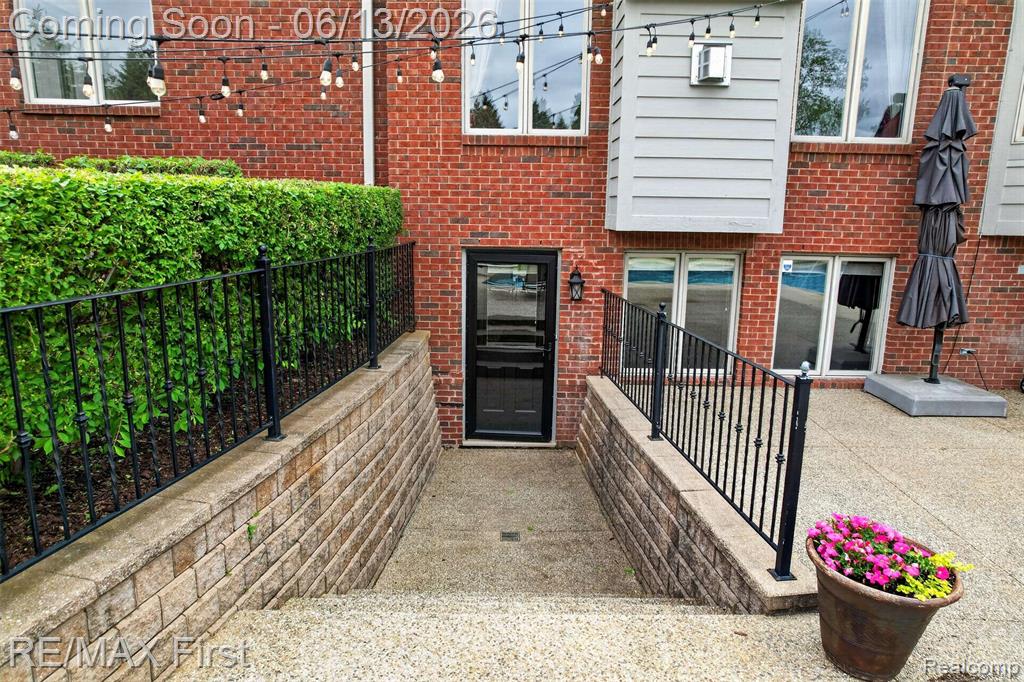 13800 Berryknoll Drive, Shelby Twp, MI 48315 — Photo 42