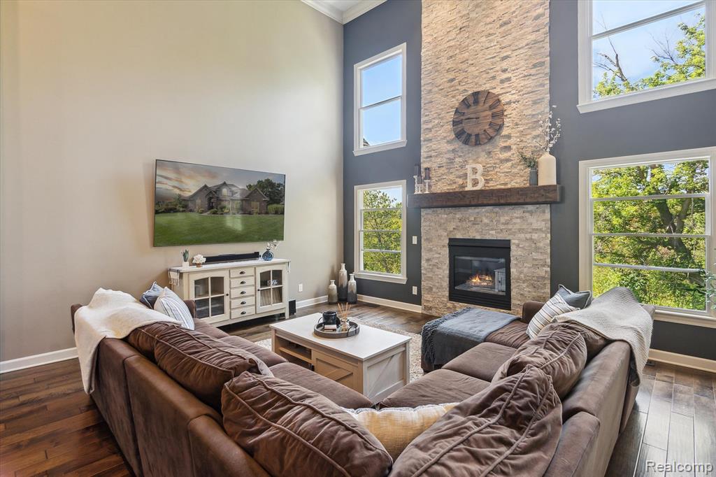 4348 Oak Tree Trail, Fenton, MI 48430 — Photo 5