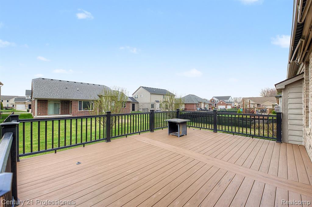 49455 Messara Drive, Macomb, MI 48042 — Photo 44