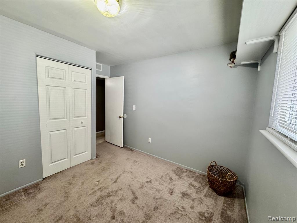 6327 ARTHUR Street, Westland, MI — Photo 19