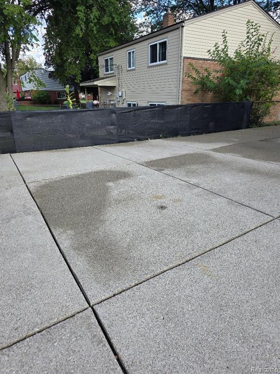 32620 Maplewood Street, Garden City, MI — Photo 9