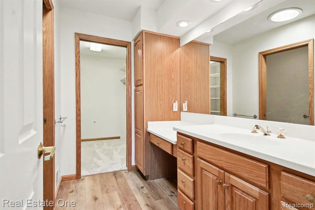 5661 Macintosh Drive, Bay City, MI 48706 — Photo 15
