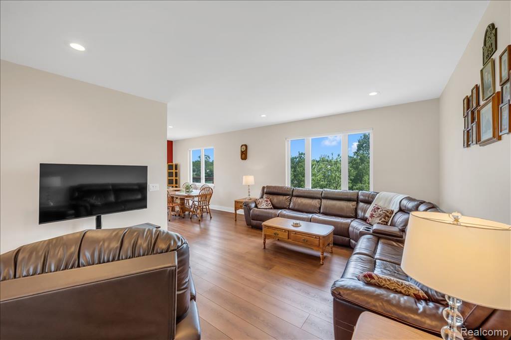 4266 McCandlish Road, Grand Blanc, MI 48439 — Photo 15
