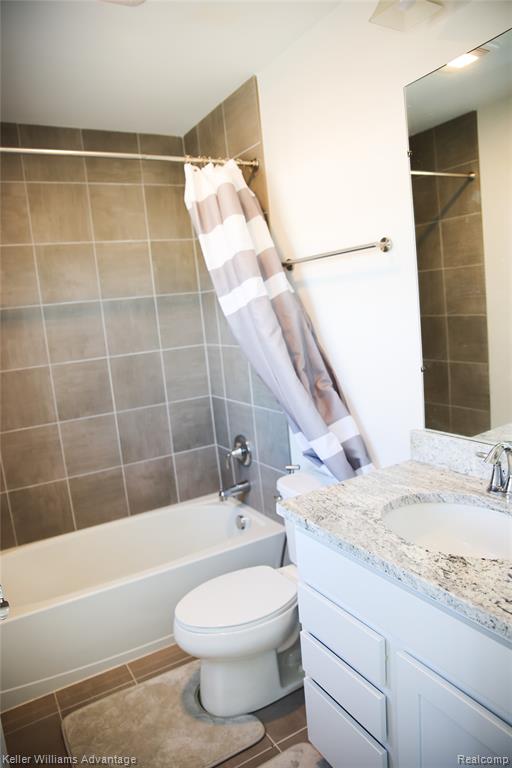 47660 Alden Terrace S, Northville, MI — Photo 16