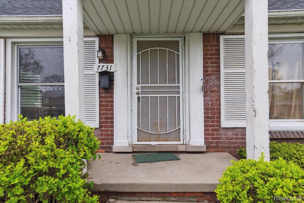 7731 EVERGREEN Avenue, Detroit, MI 48228 — Photo 5