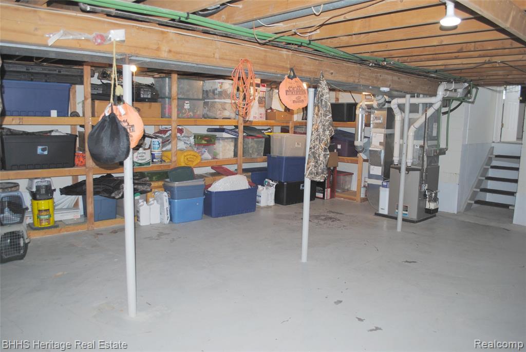10755 Sober Road, Webberville, MI 48892 — Photo 45