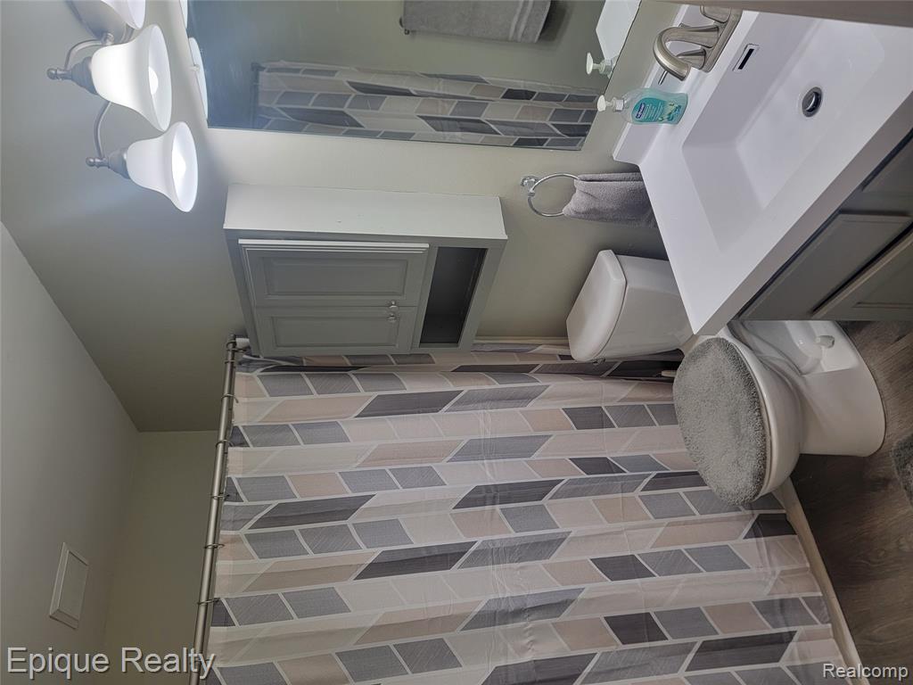 753 Applegate Drive, Marysville, MI 48040 — Photo 12