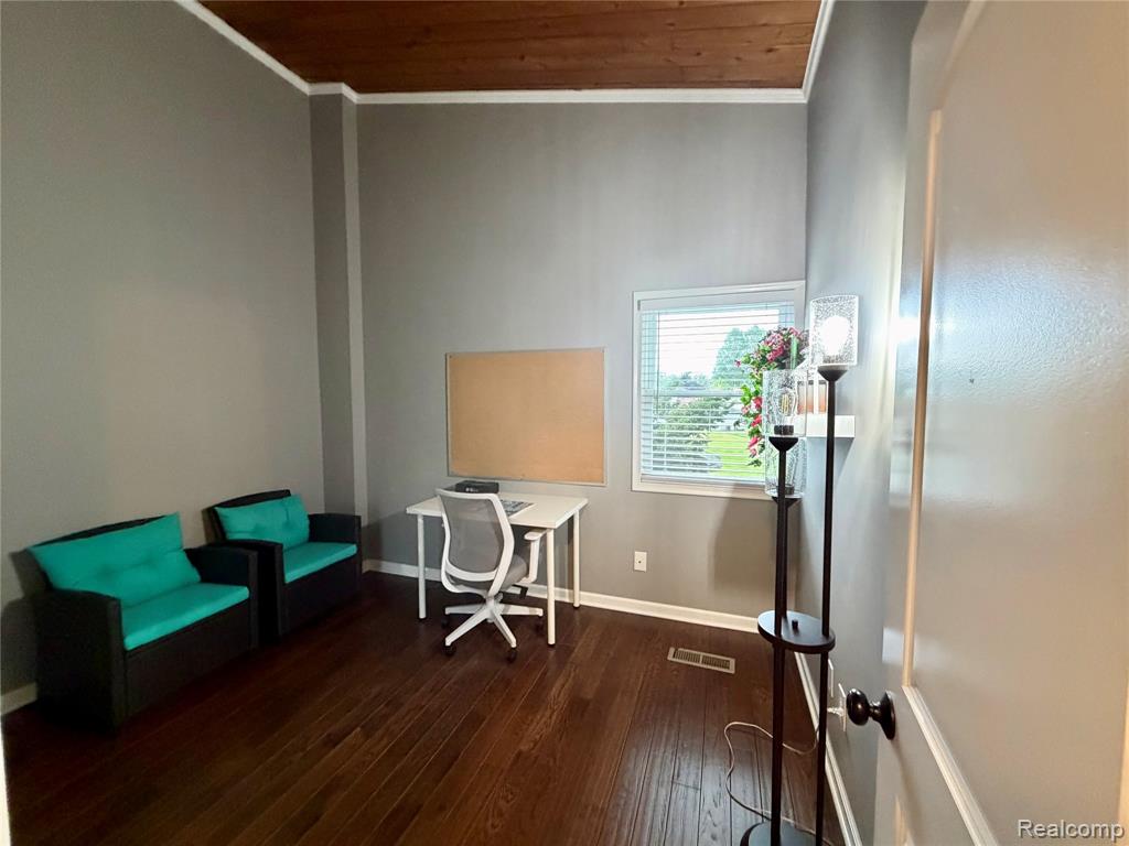 29589 Jefferson Avenue, 15, Gibraltar, MI — Photo 29