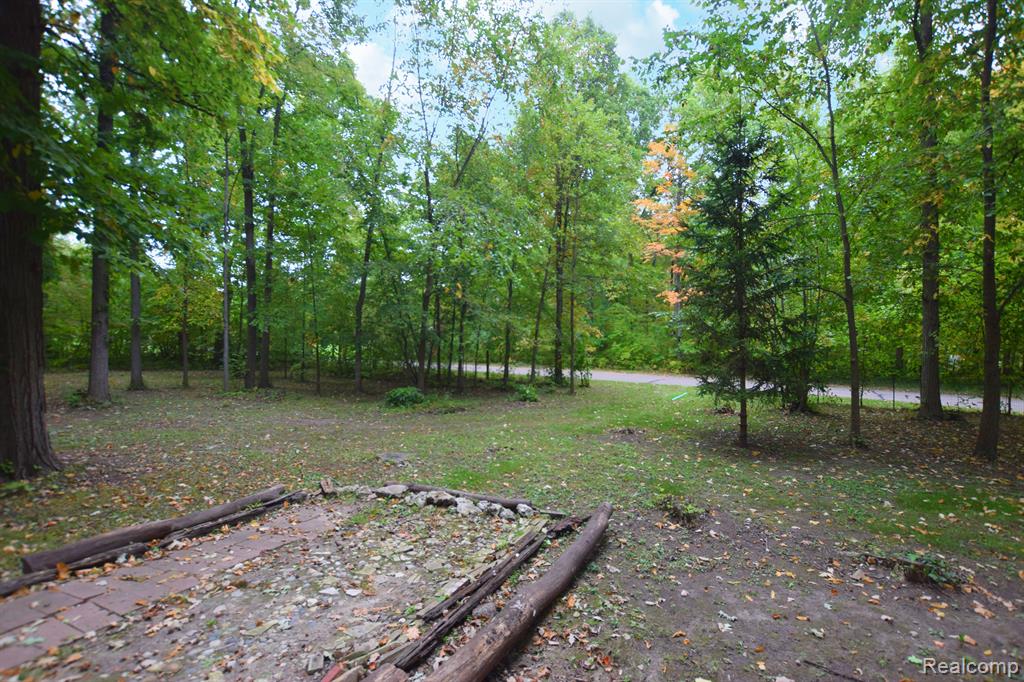6196 SIERRA Pass, Flint, MI 48532 — Photo 32