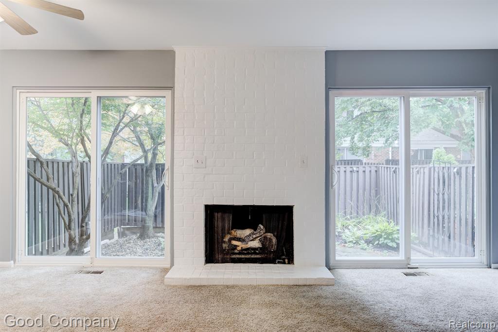 2030 WICKHAM Street, Royal Oak, MI 48073 — Photo 7