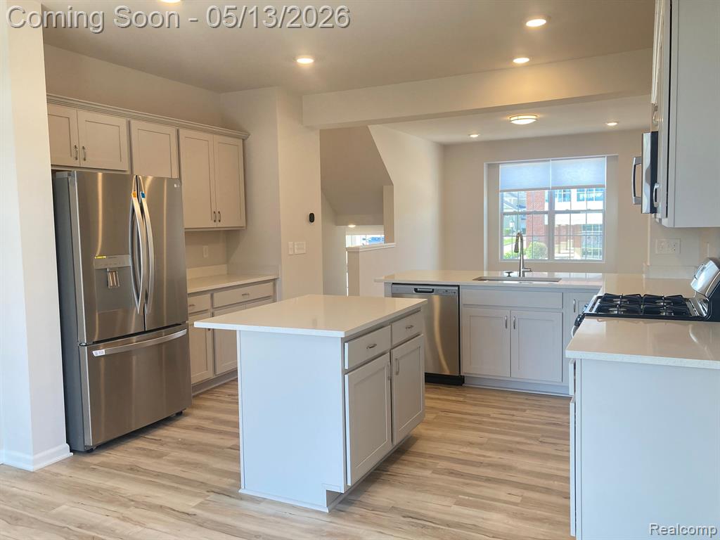 49687 CHERRY HILL Road, Canton, MI 48188 — Photo 7