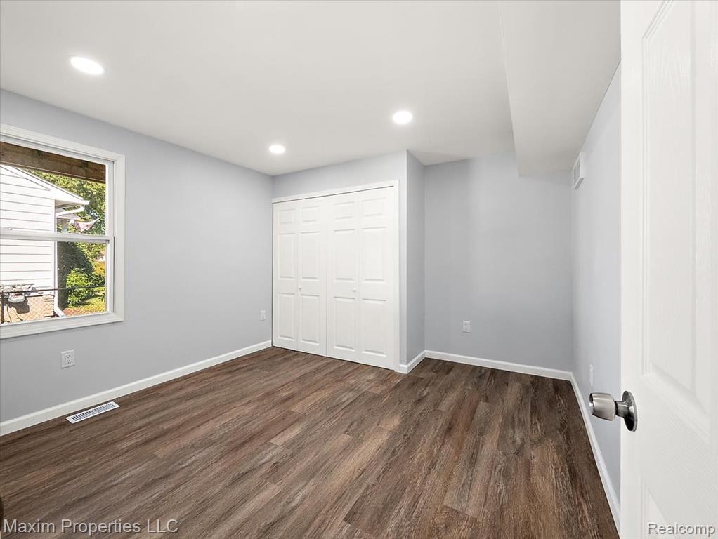 992 Parkwood Avenue, Ypsilanti, MI 48198 — Photo 31