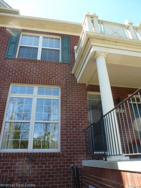 650 VILLAGE Lane, Milford, MI 48381 — Photo 20