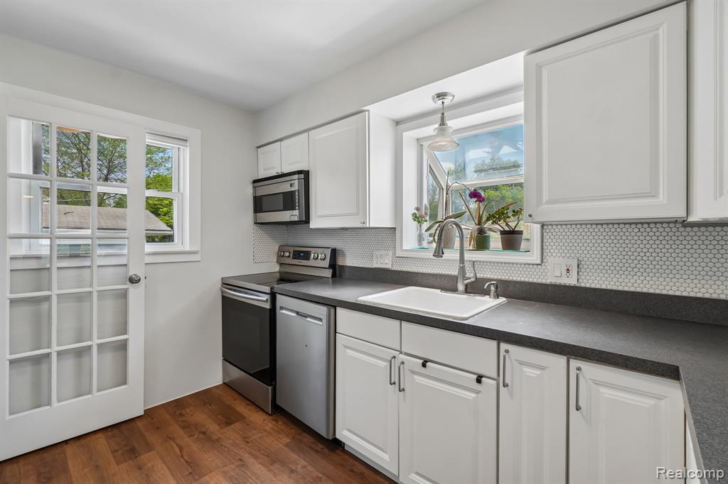 602 Florence Avenue, Royal Oak, MI 48067 — Photo 10