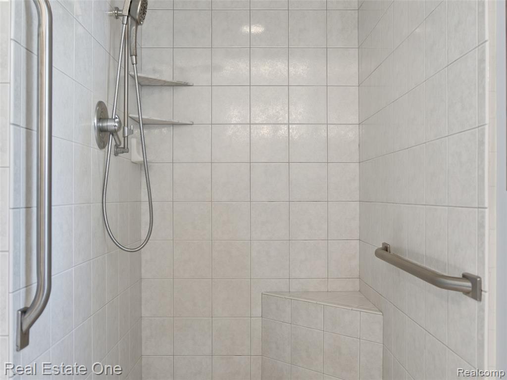 9400 Sashabaw Road, Clarkston, MI 48348 — Photo 43