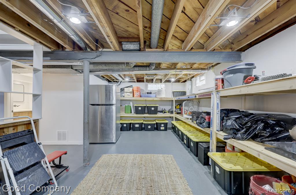 602 N Vermont Avenue, Royal Oak, MI 48067 — Photo 37