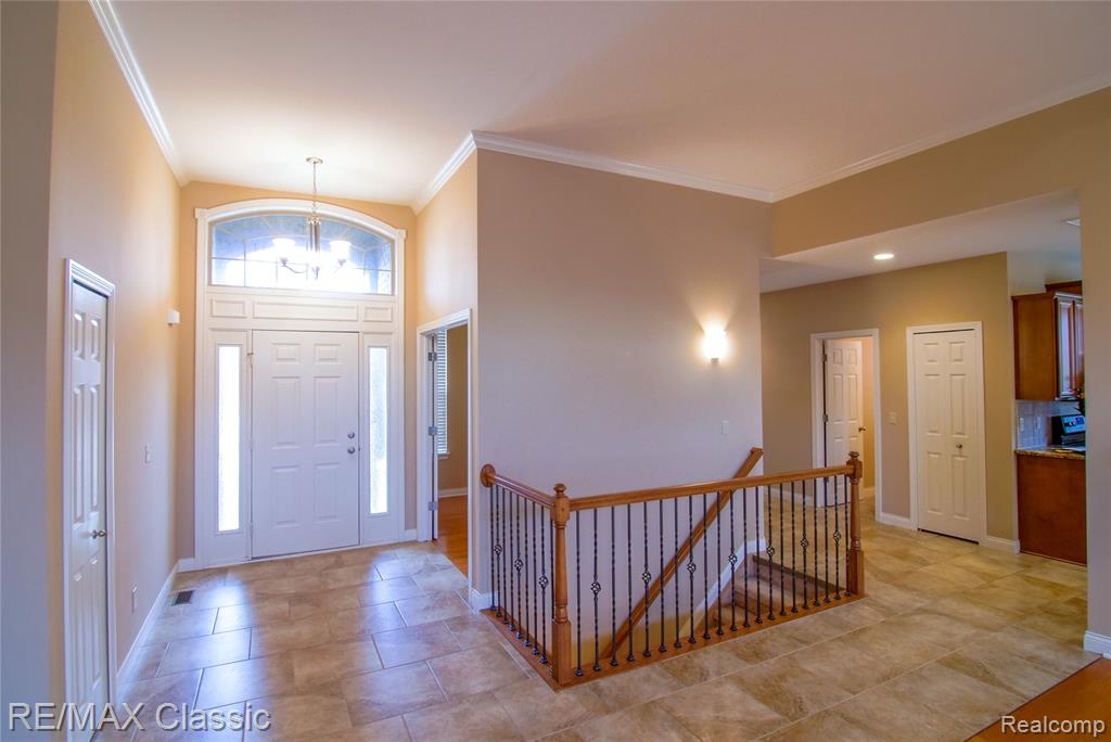 50416 Pinnacle Woods Lane, Macomb, MI 48042 — Photo 7