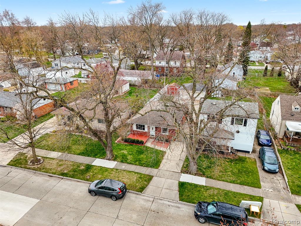 4928 RAYMOND Avenue, Dearborn Heights, MI 48125 — Photo 38