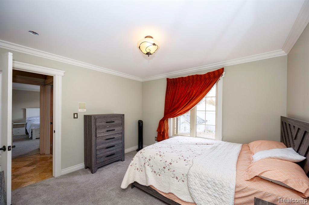 8401 Fenton Street, Dearborn Heights, MI 48127 — Photo 44