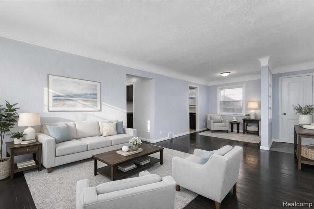 20211 Ashton Avenue - Photo 4