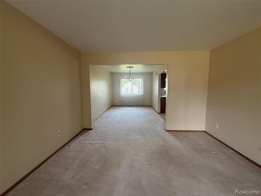 4210 Wingate Drive, Sterling Heights, MI 48310 — Photo 9