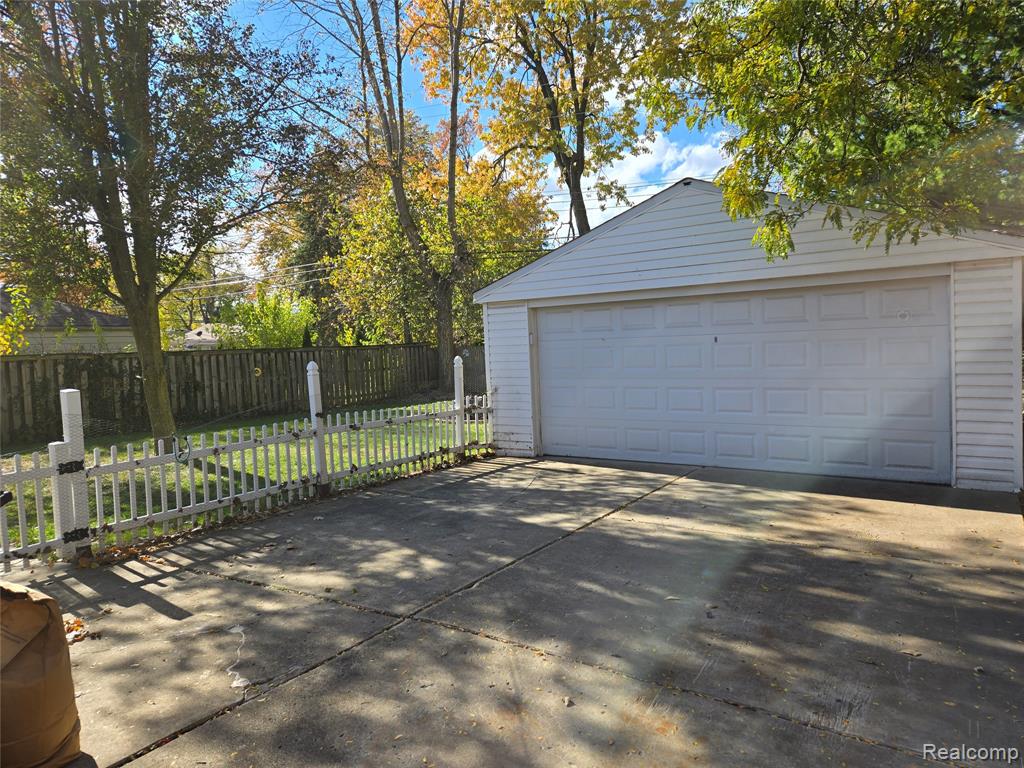 9315 San Jose, Redford, MI 48239 — Photo 21