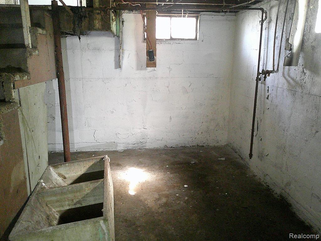 5442 NASSER Street, Flint, MI 48505 — Photo 16