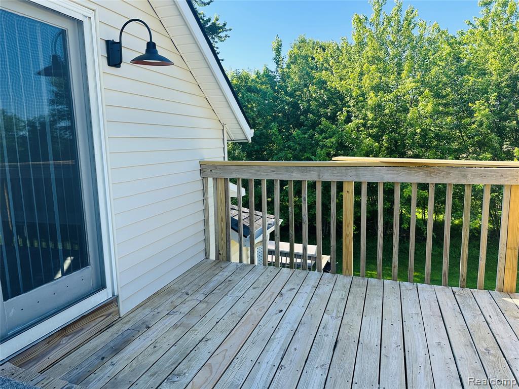 11270 Rushton #3 Road, South Lyon, MI 48178 — Photo 3