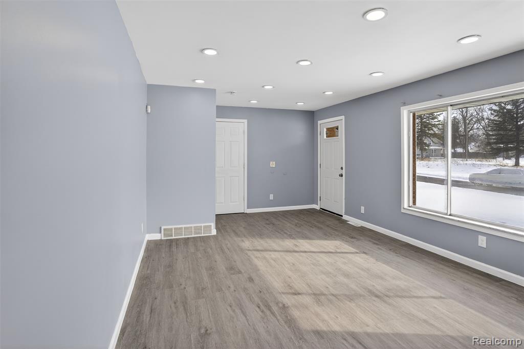 805 Birch Street, Saginaw, MI 48601 — Photo 6