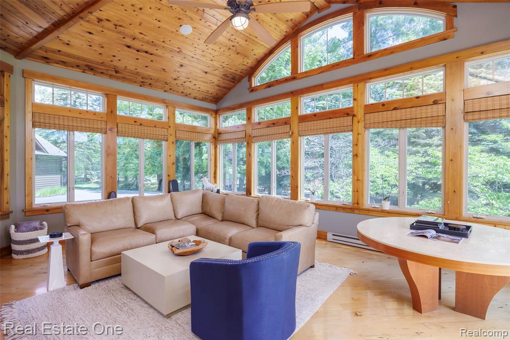 7689 Deerhill Drive, Independence, MI — Photo 11