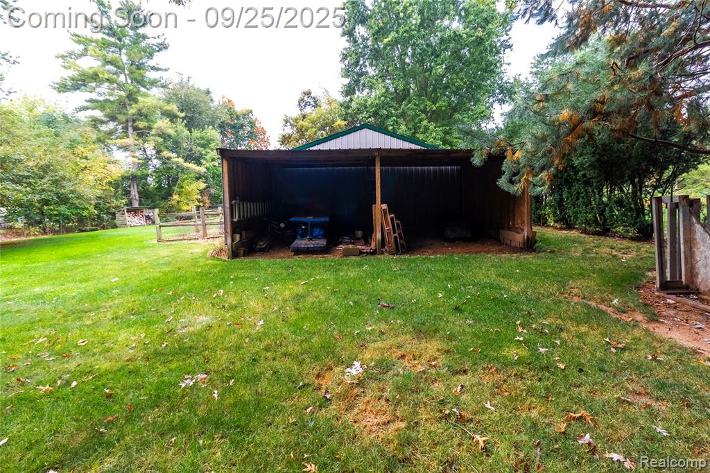 2672 N Lapeer Road, Lapeer, MI 48446 — Photo 11